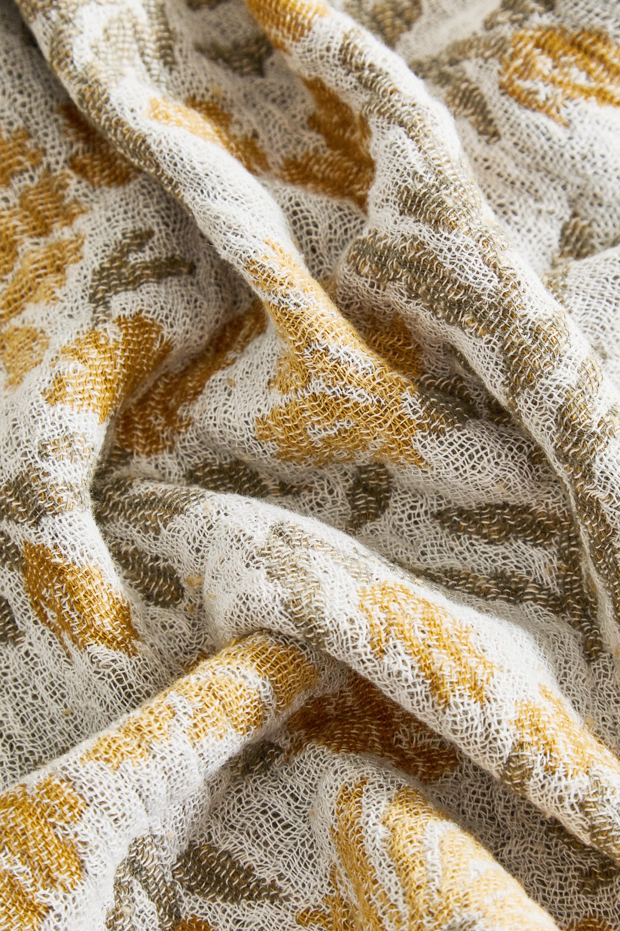 JACQUARD MUSLIN BATH TOWEL